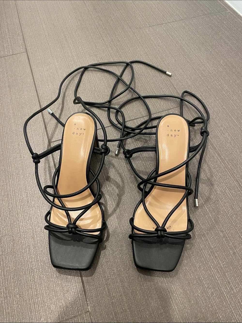 A new day strappy lace up black sandal heels summer sz8 soft comfy